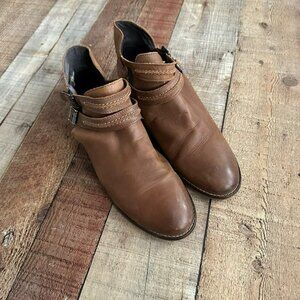 Nicole Brown Cut Out Buckle Strap Booties size 8